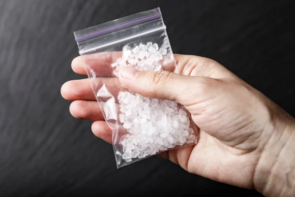 En este momento estás viendo La metanfetamina, una droga extremadamente potente y peligrosa